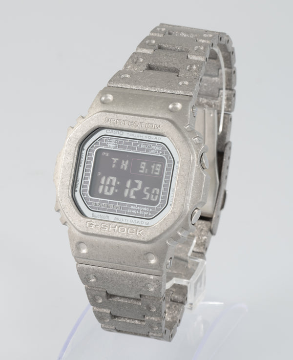 Casio G-Shock 40th Anniversary Recrystallized Ref: GMW-B5000PS-1ER