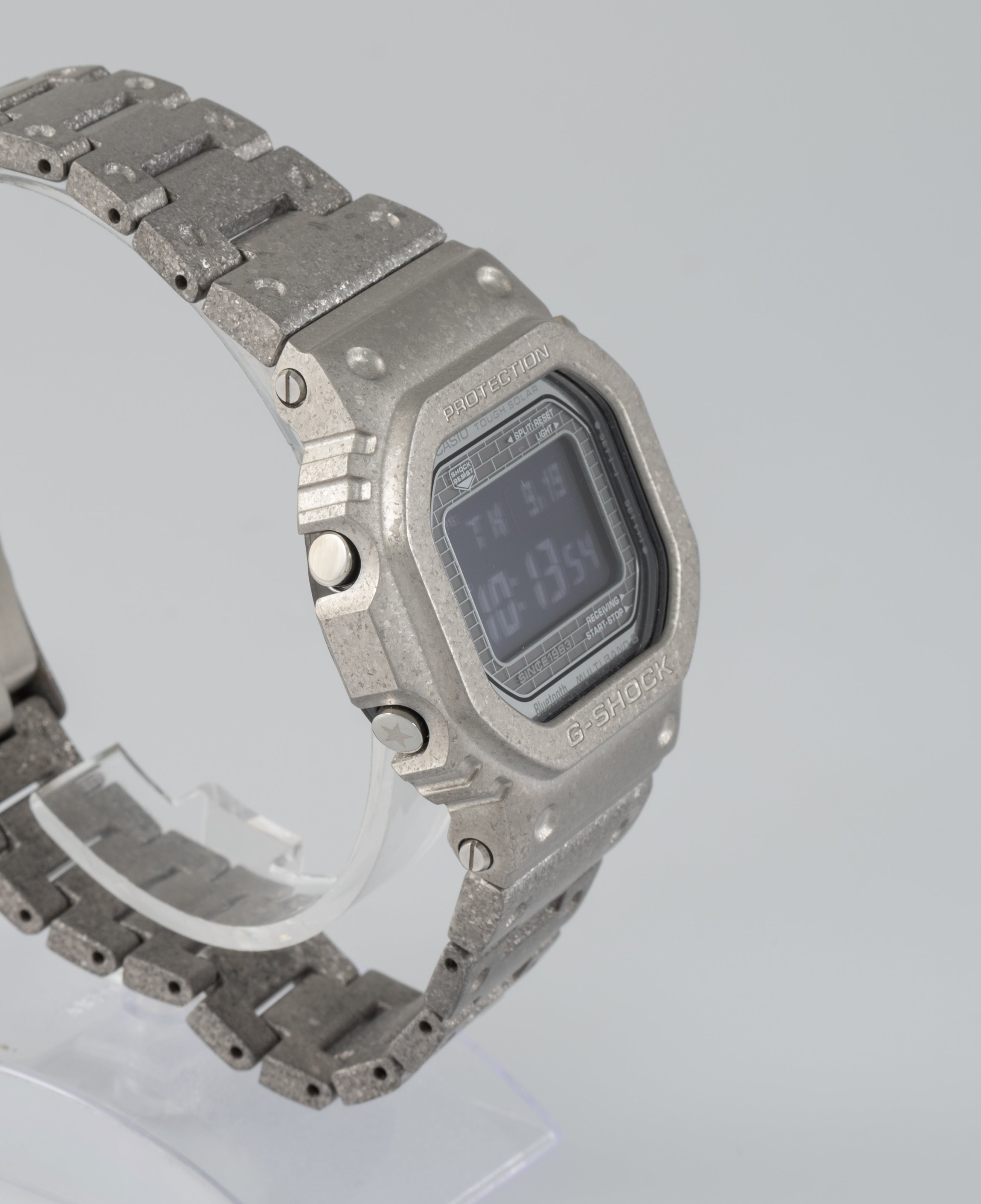 Casio G-Shock 40th Anniversary Recrystallized Ref: GMW-B5000PS-1ER