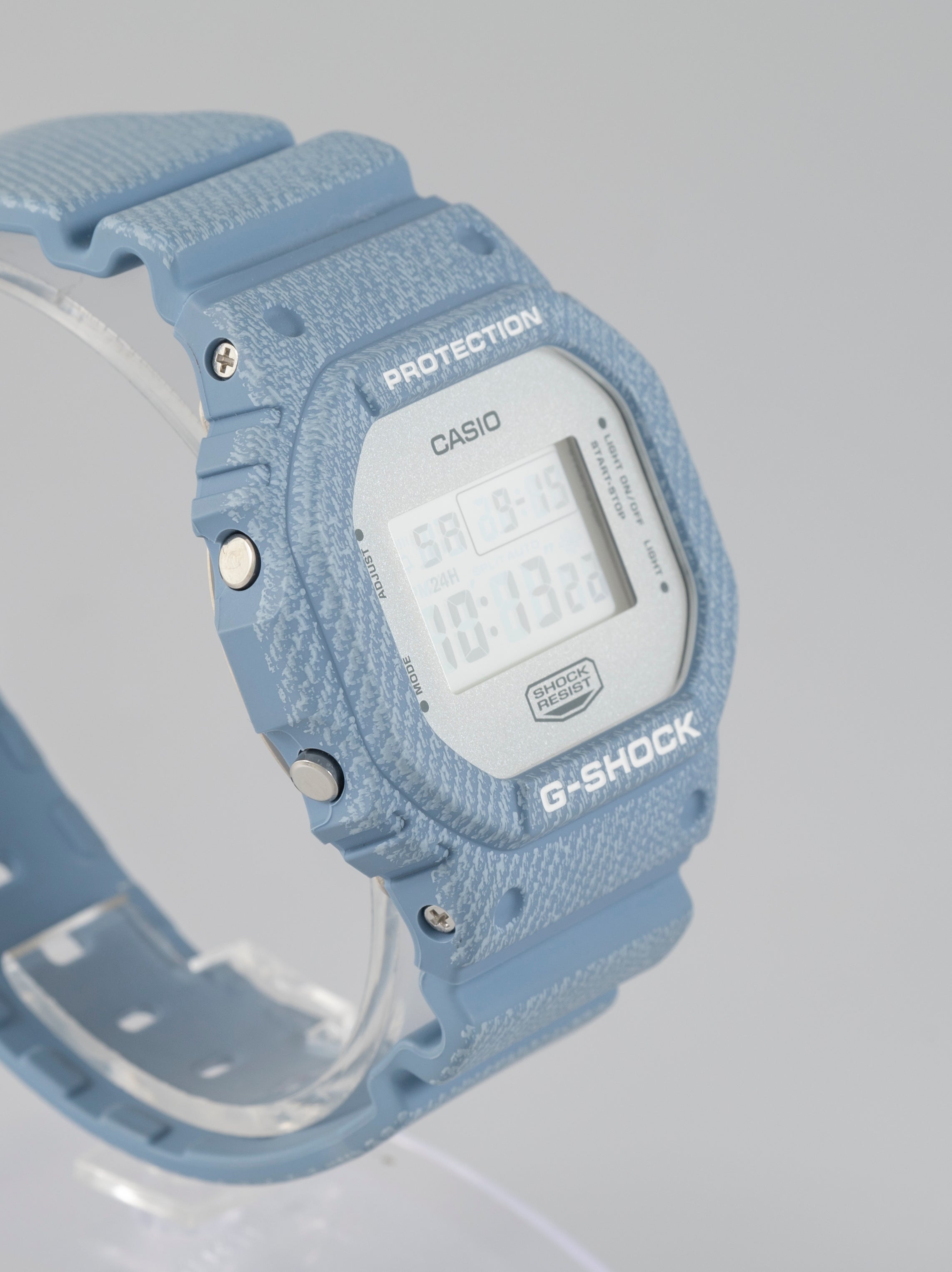 Casio G-Shock Ref: DW-5600DC