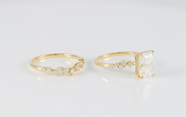 Conjunto de anillo de compromiso y alianza de boda en oro amarillo 14k con moissanita 3.5 ct