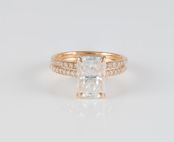 Conjunto de anillo de compromiso y alianza de boda en oro rosa 14k con moissanita 3 ct
