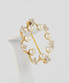 Broche antiguo en oro amarillo 18k con perlas y diamantes