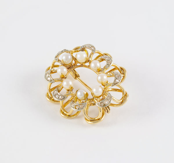 Broche antiguo en oro amarillo 18k con diamantes y perlas