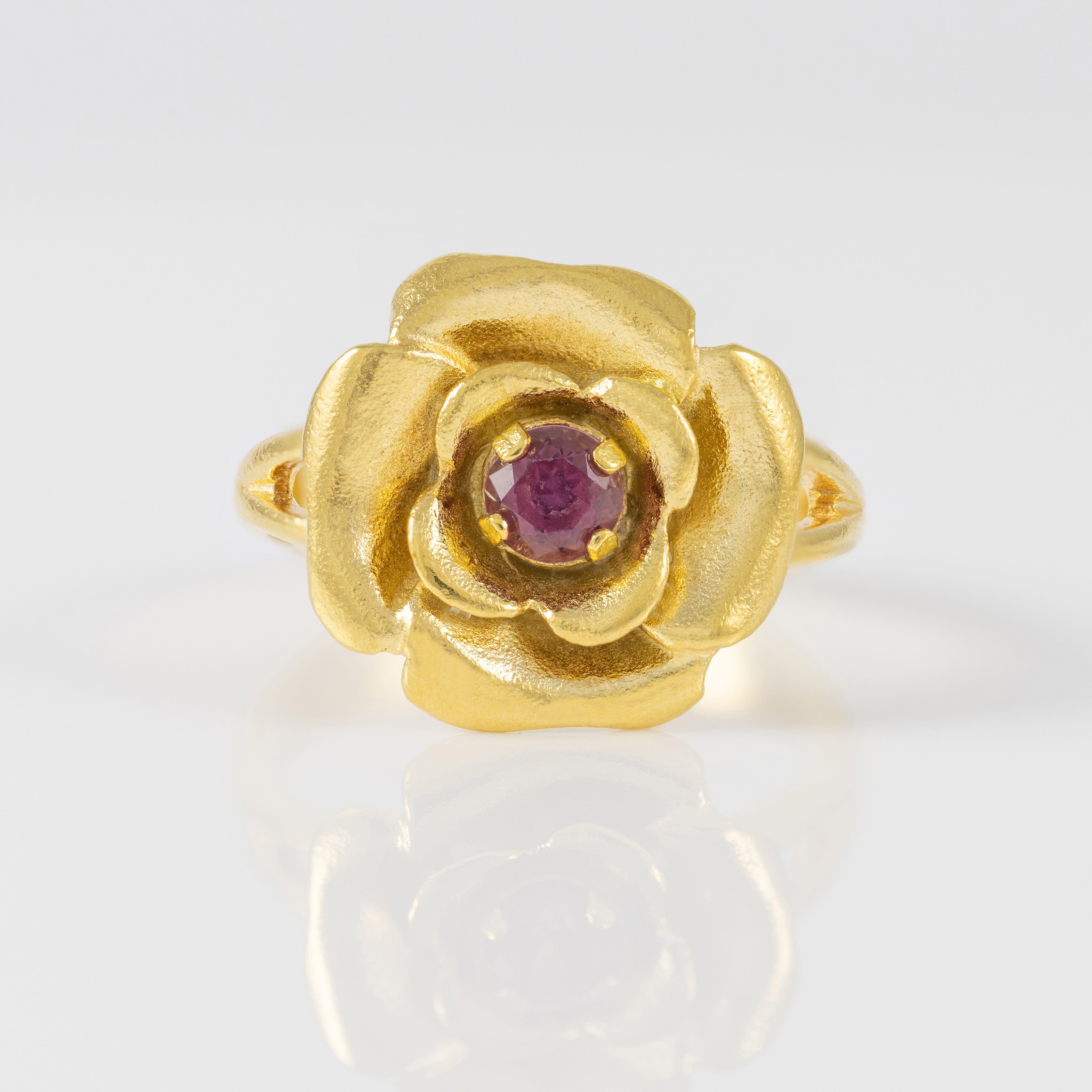 Anillo Tous Flor oro amarillo 18k con piedra rosada